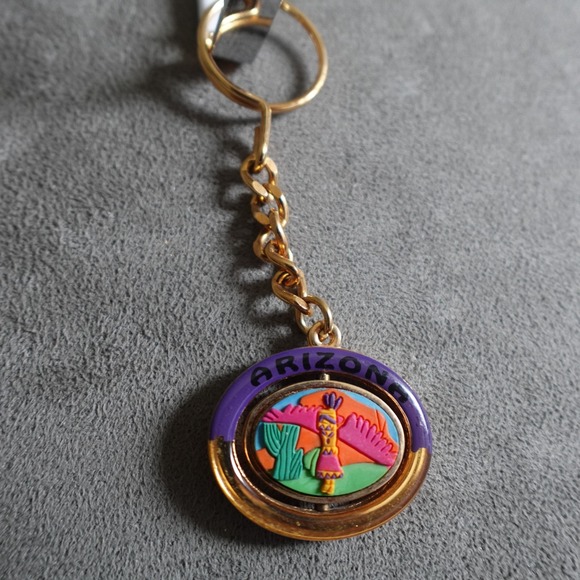 Accessories - Arizona Keychain Enamel Totem Novelty Route 66 Destination Travel